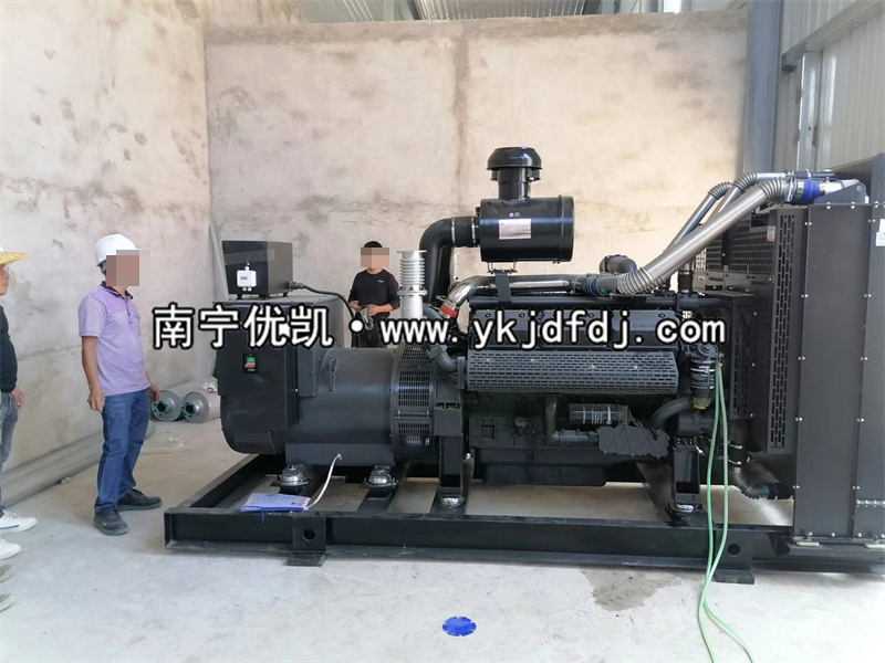 2022年10月24日，上柴600KW發(fā)電機組發(fā)貨廣西某項目工程